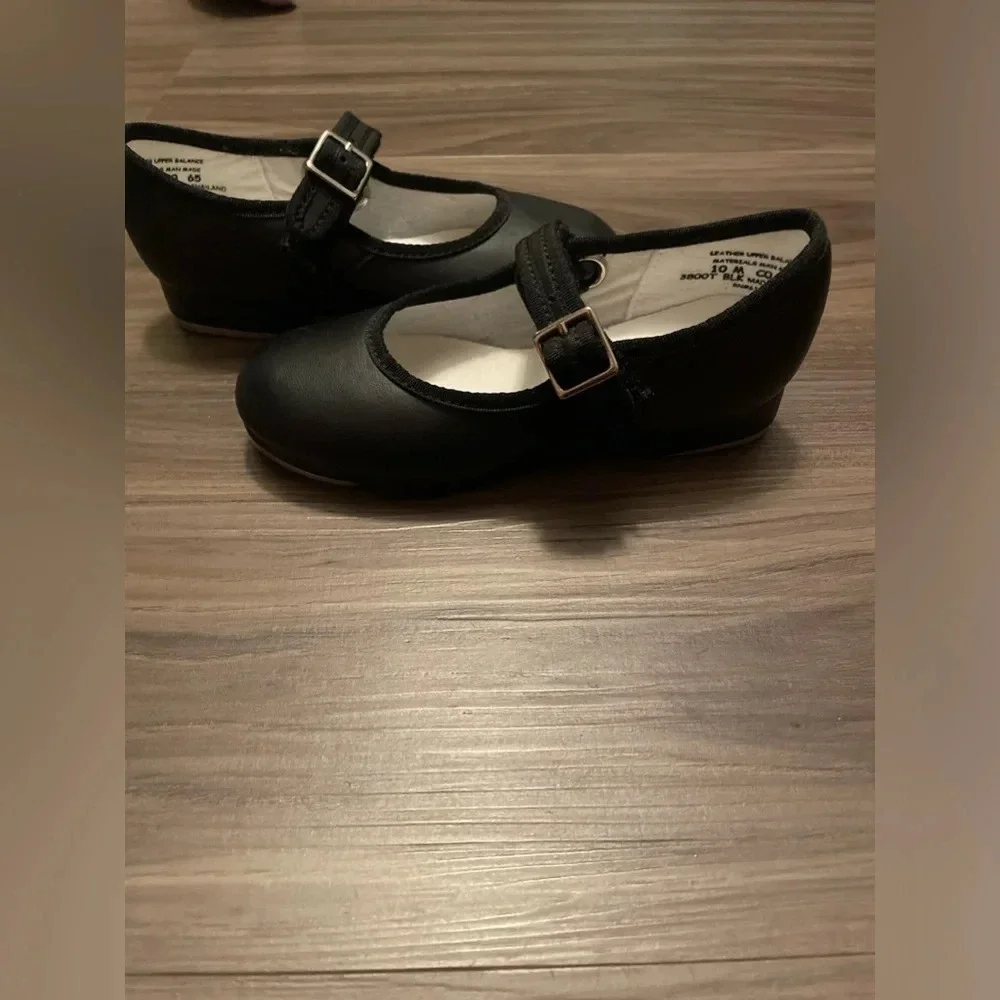 Capezio nwot brand
